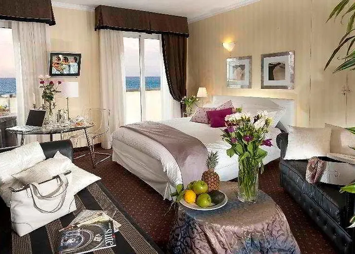 Szálloda Continental 4*