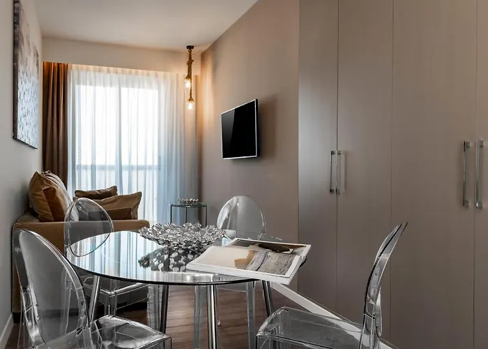 Continental Hotel 4*
