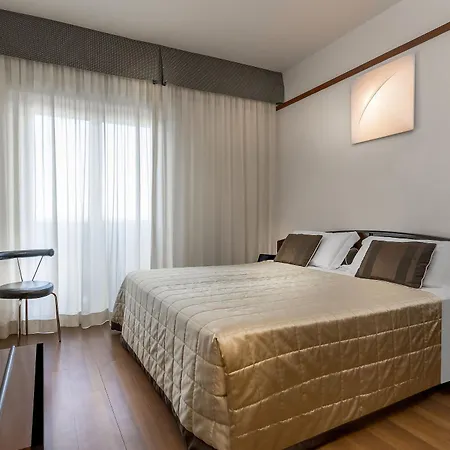 Continental 4*