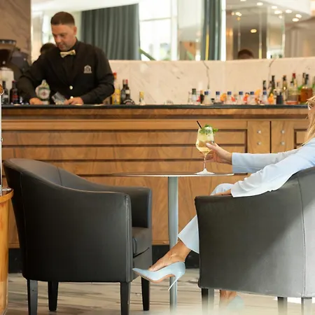 Continental Hotel 4*