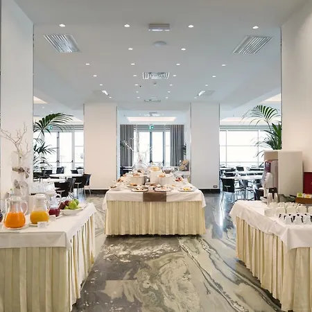 Continental 酒店