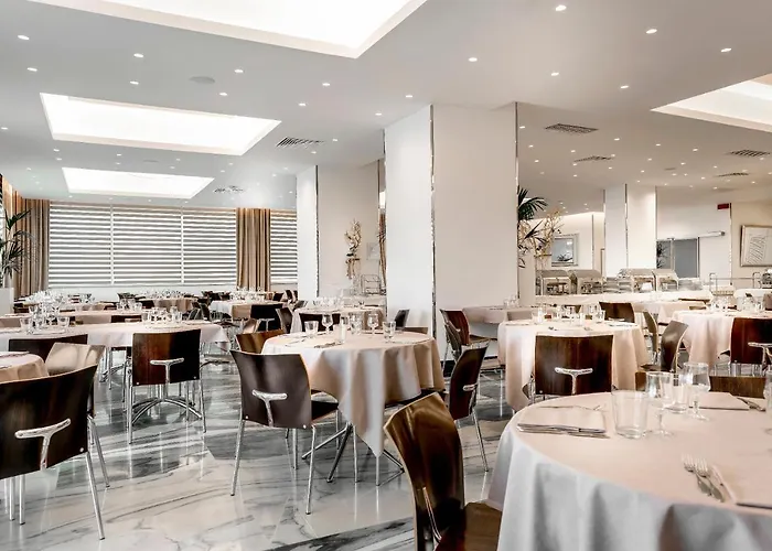 Continental Otel Rimini