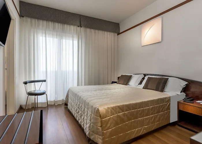 Continental 4*