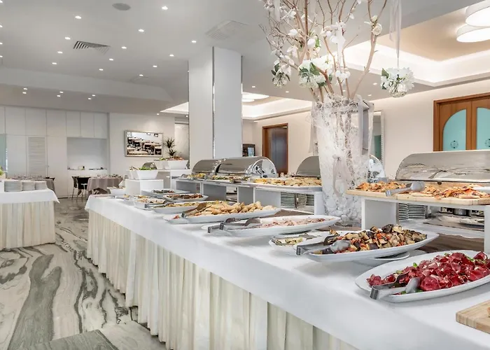 Continental Hotel 4*